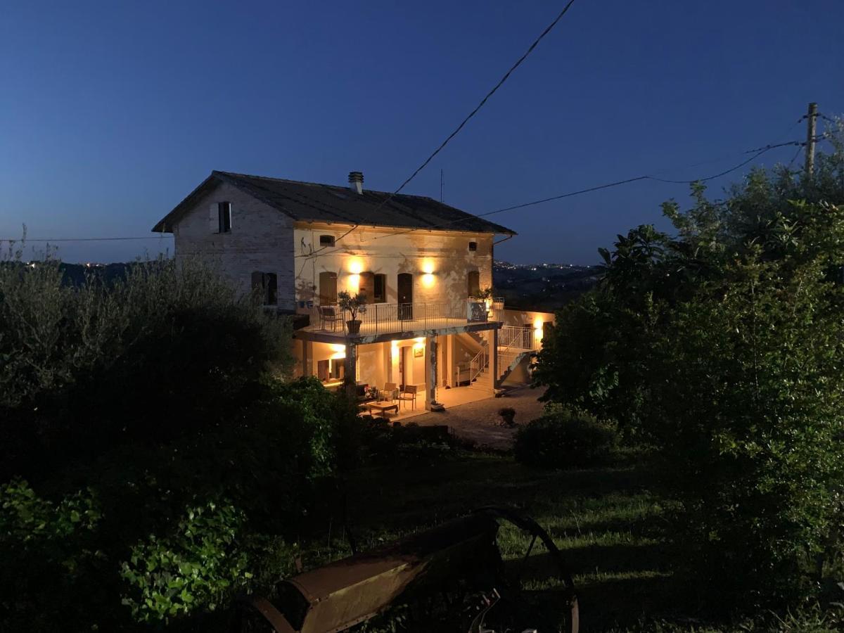 Gastronomic B&B Carlocarla Monte San Pietrangeli 外观 照片