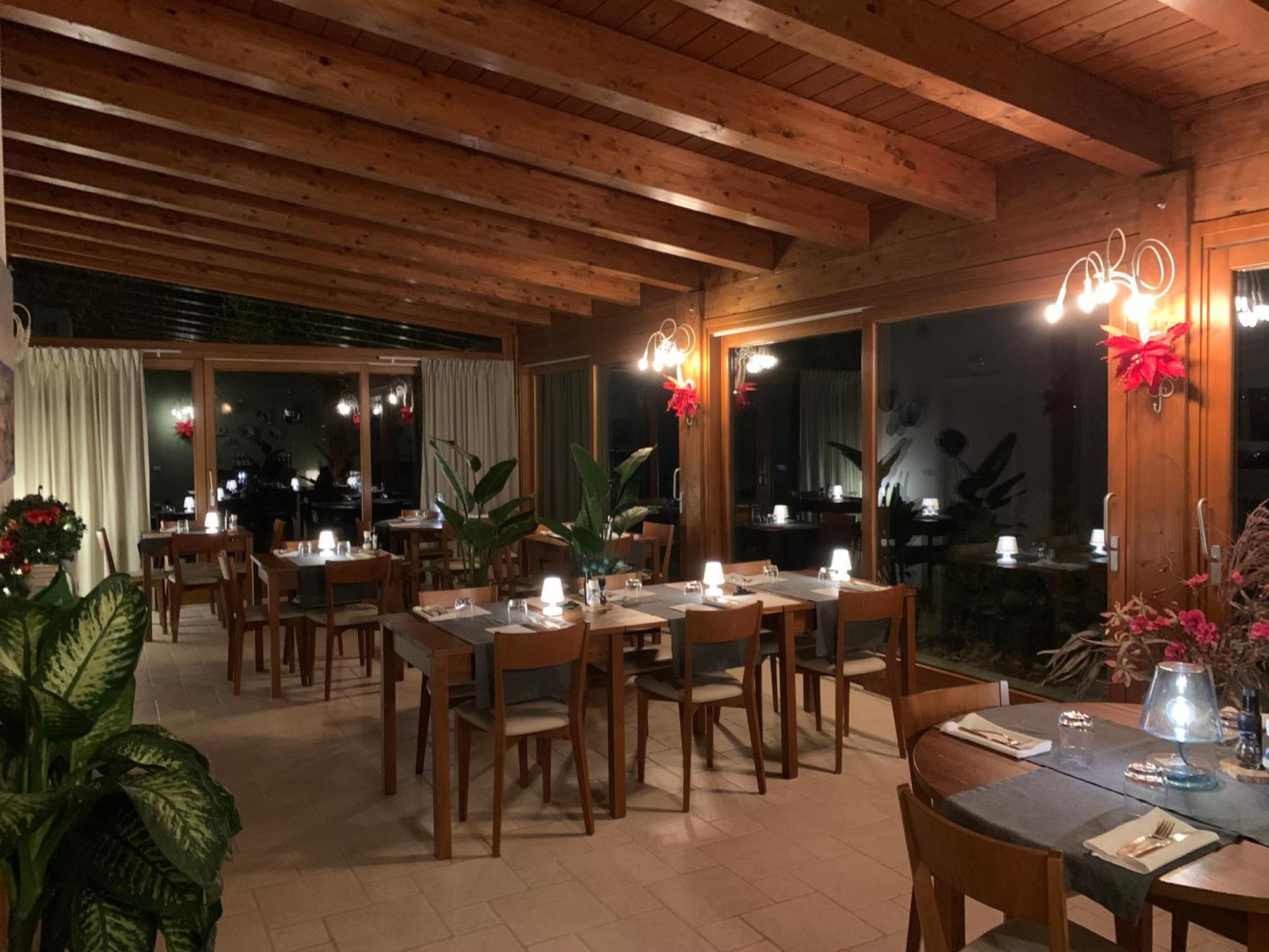 Gastronomic B&B Carlocarla Monte San Pietrangeli 外观 照片