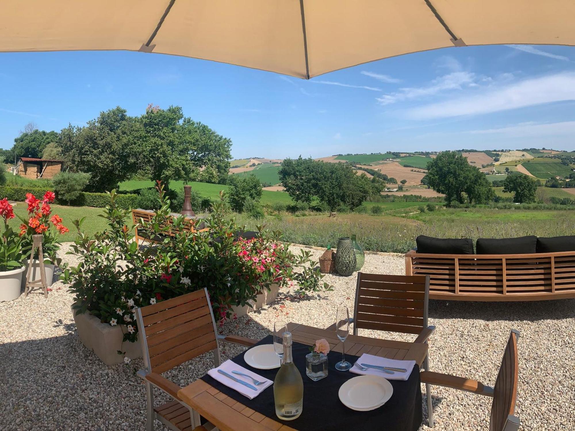 Gastronomic B&B Carlocarla Monte San Pietrangeli 外观 照片