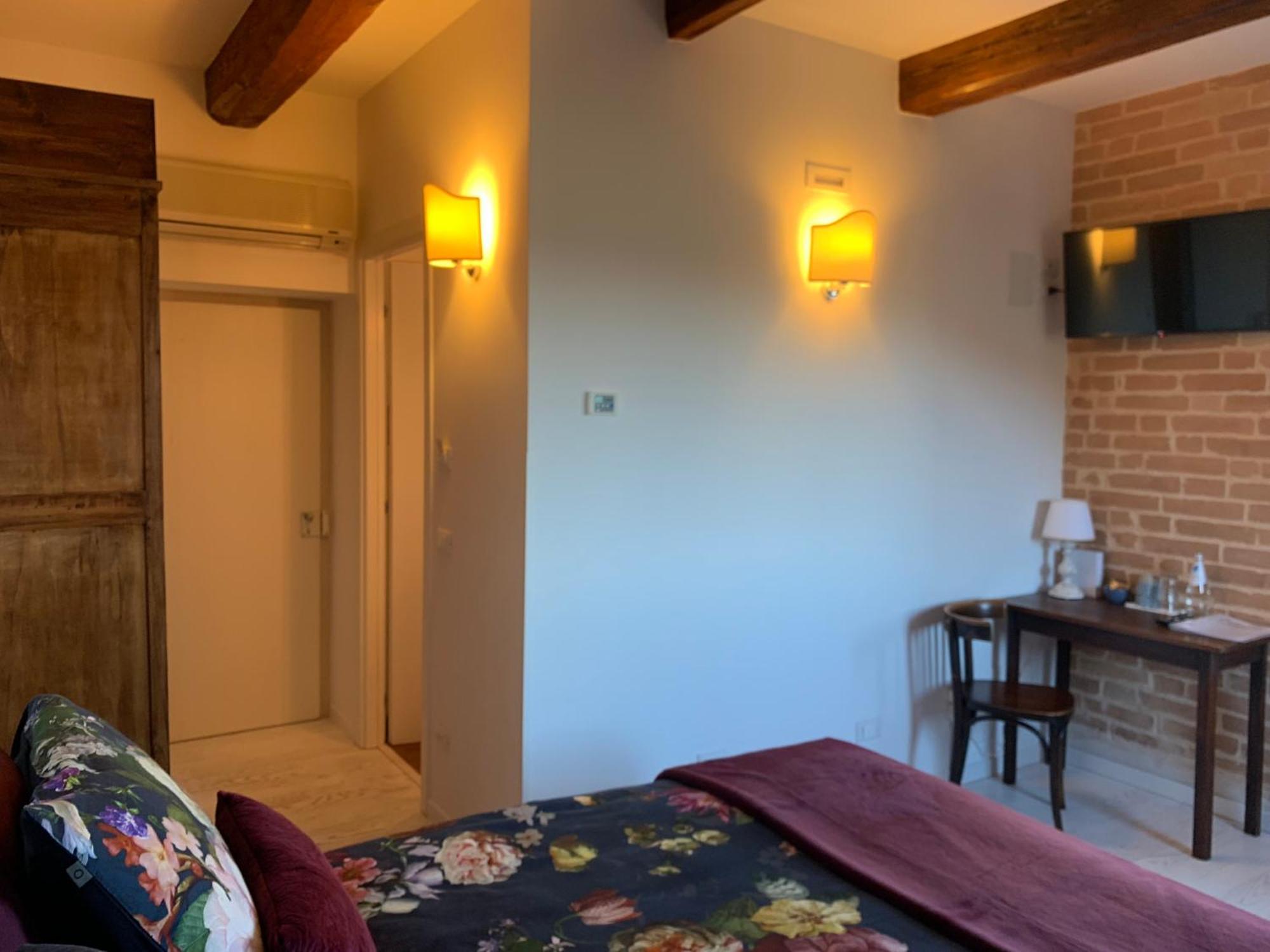 Gastronomic B&B Carlocarla Monte San Pietrangeli 外观 照片